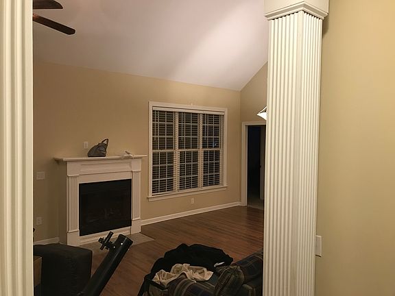 5th image of 2930 Anderson Creek Dr
