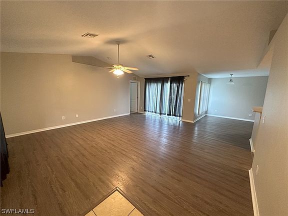 3rd image of 1017 Alcalde St E