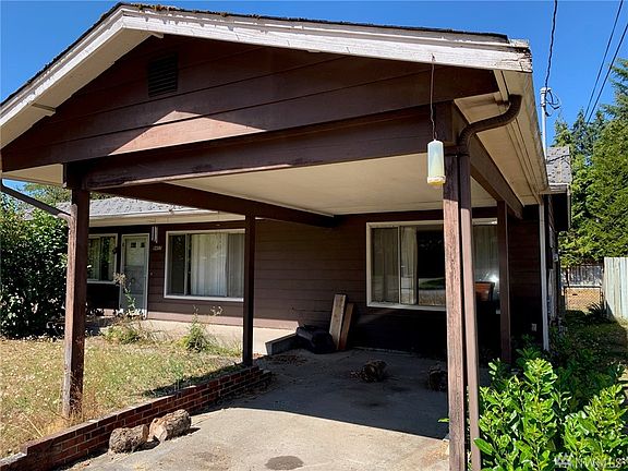 2nd image of 8417 95th St SW