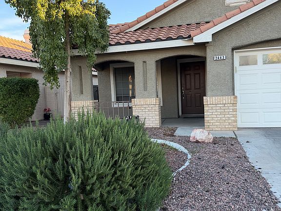 3rd image of 2443 Avenida Flores
