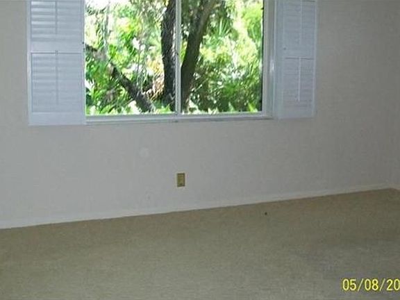 4th image of 1403 SW Troon Cir