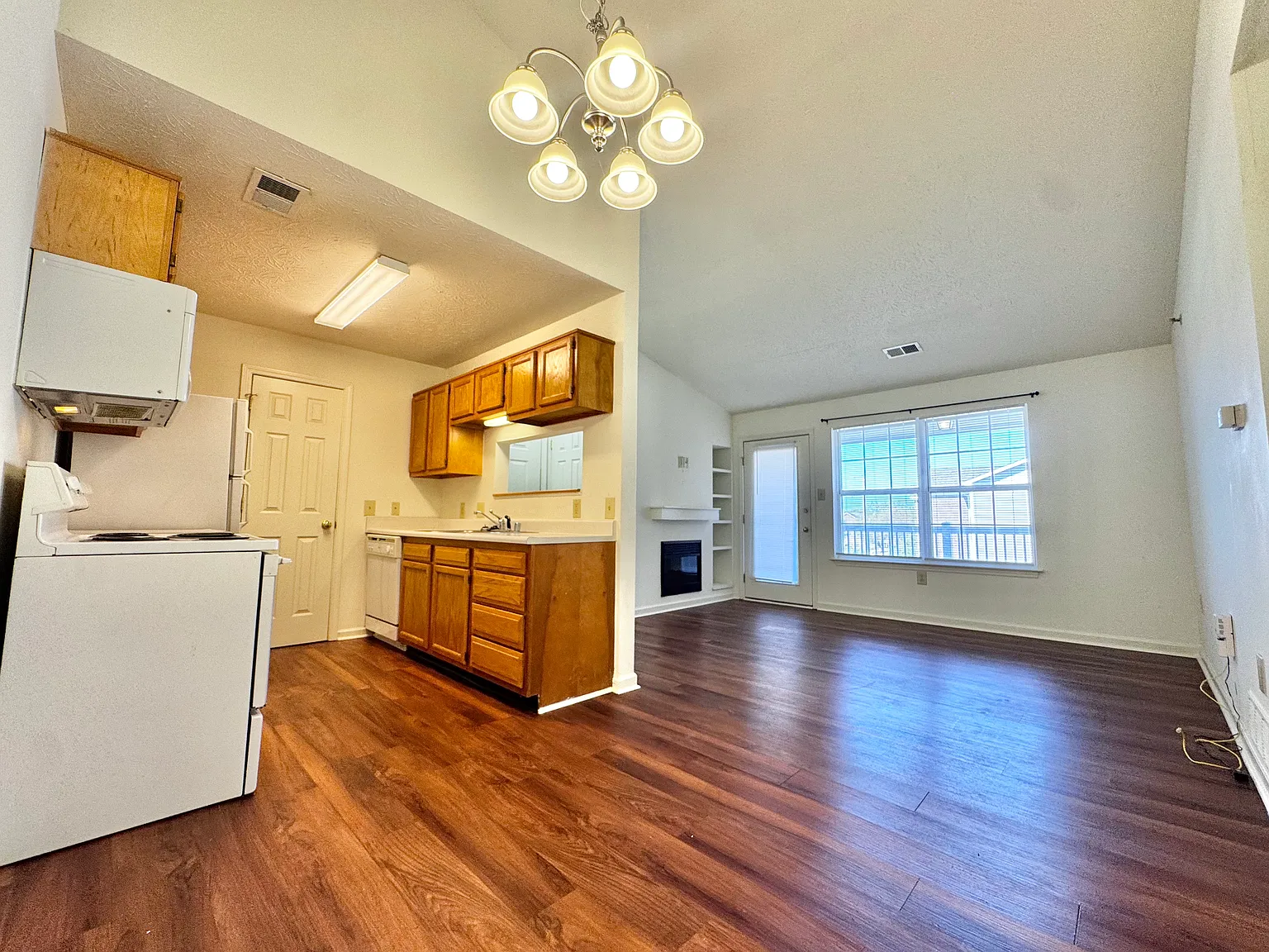 Forest Creek Apartments — Photo 4