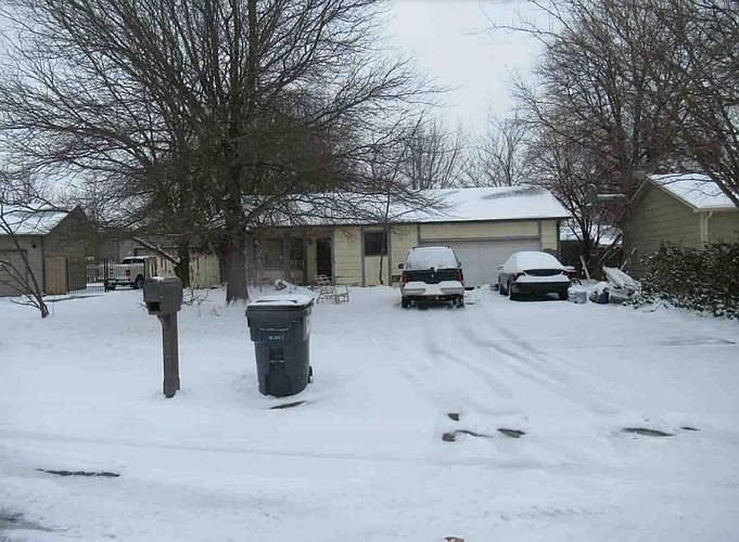 1st image of 3931 S Eisenhower Ct