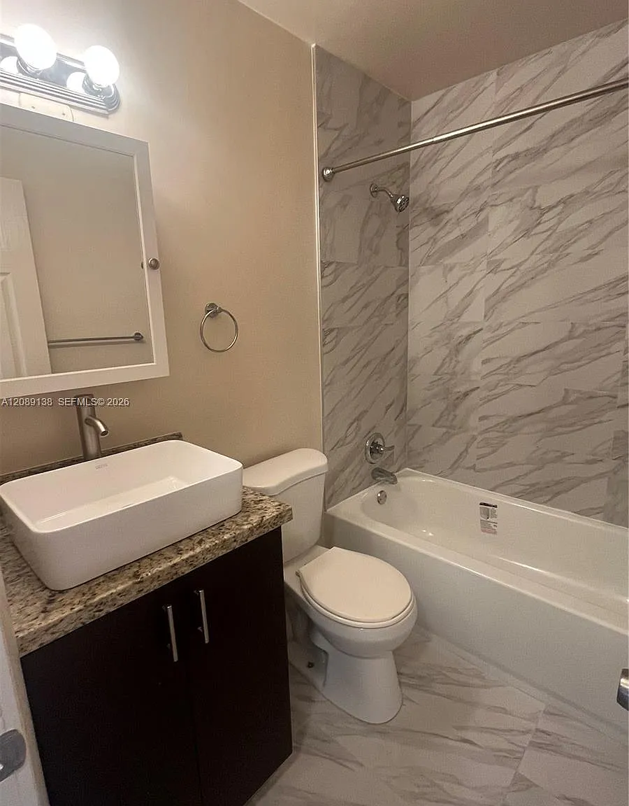 Town Of Hialeah 1st Addn — Photo 4