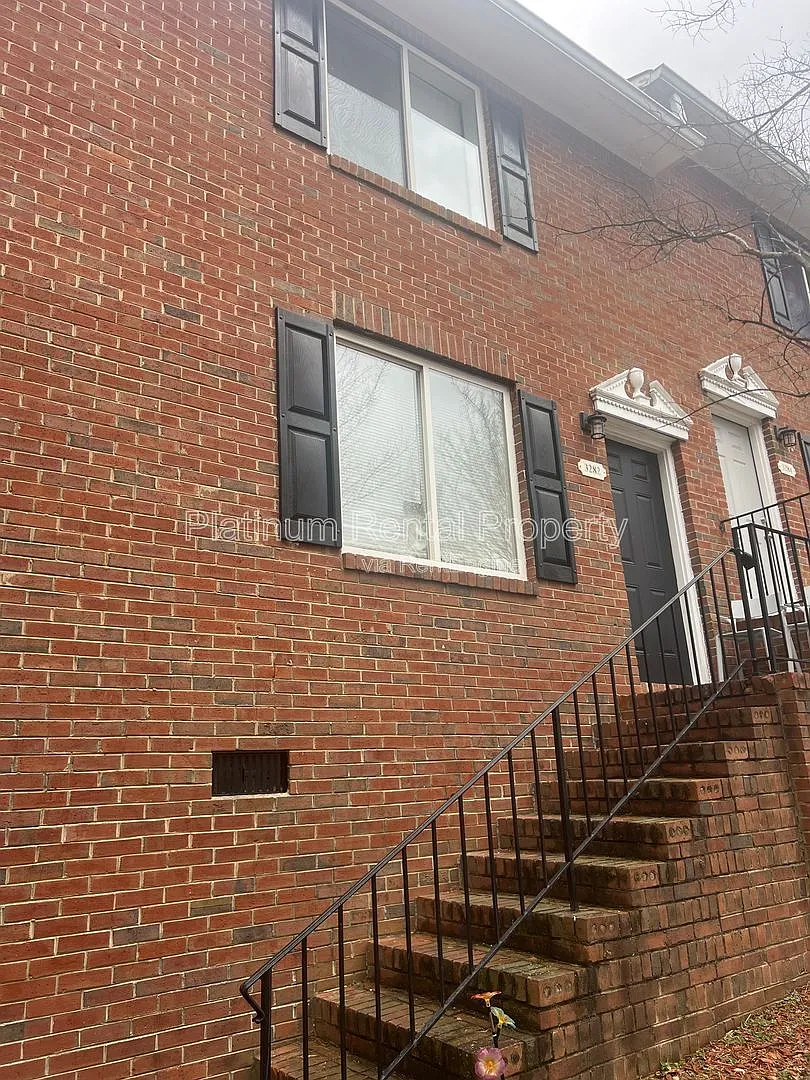 Building Photo - 3282 Highpoint Ct
