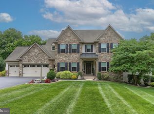 262 N Zinns Mill Rd, Lebanon, PA 17042