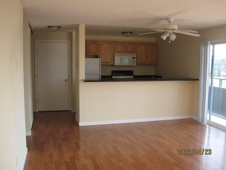 1001 Taylor Ave N — Photo 38