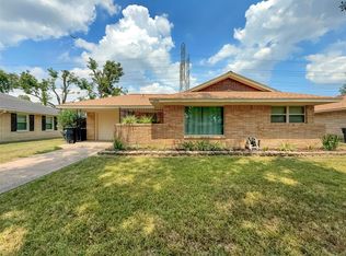 2202 Stonecrest Dr, Houston, TX 77018