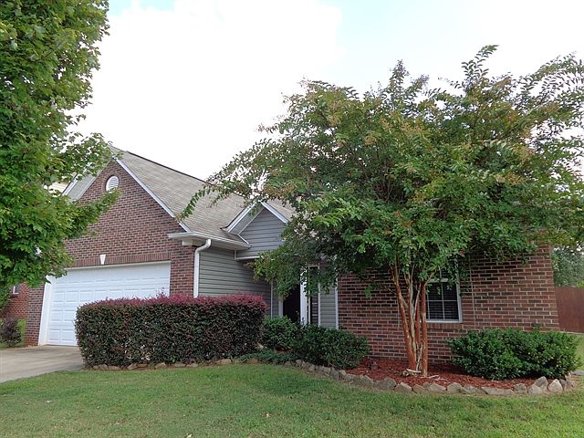 1st image of 410 Melbourne Ln