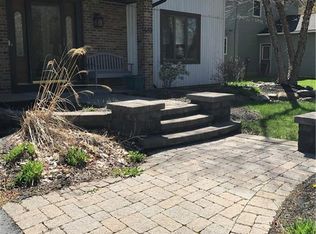 657 Vintage Ln, Rochester, NY 14615