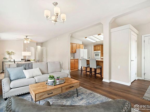 2nd image of 4440 Espirit Dr