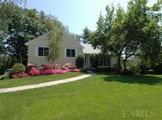 20 Chesley Rd, White Plains, NY 10605