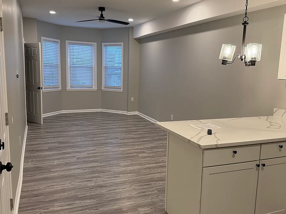 ac unit and ceiling fan