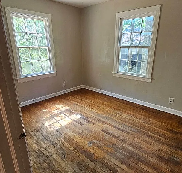 817 Hawkins St — Photo 8