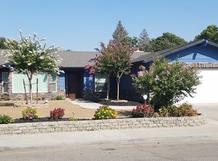 3852 N Forestiere Ave, Fresno, CA