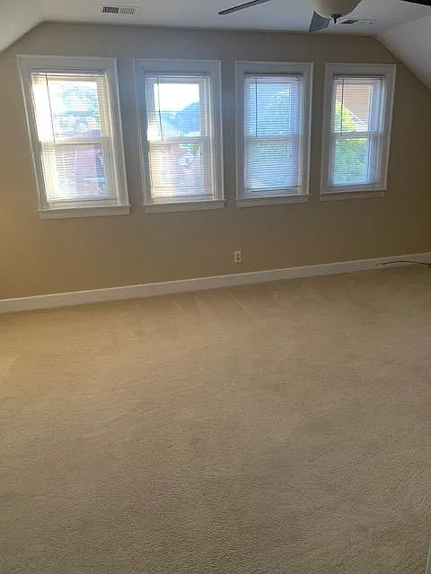 1 bed, 600 sqft, $690 — Photo 2