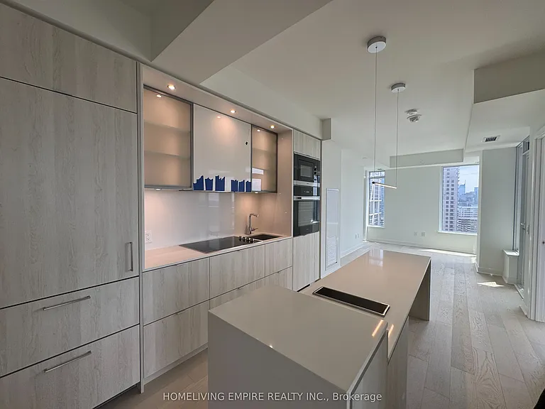 11 Yorkville Ave #2212 — Photo 11