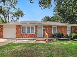 5120 Overton Ave, Kansas City, MO 64133