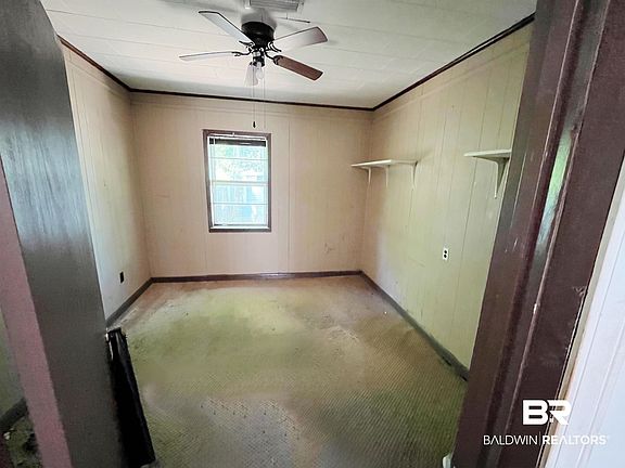5th image of 215 Adams St