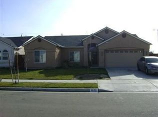 1673 Linden St, Lemoore, CA 93245