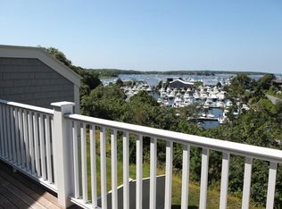 1090 Shore Rd UNIT 9, Bourne, MA 02532