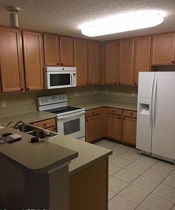 3rd image of 7054 Snowy Canyon Dr Unit 111