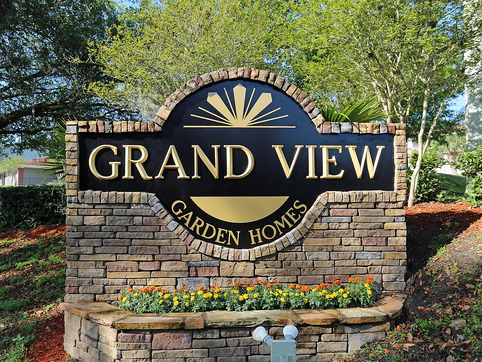 Grand View Garden Homes