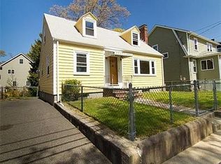 79 Searle Rd, Boston, MA 02132