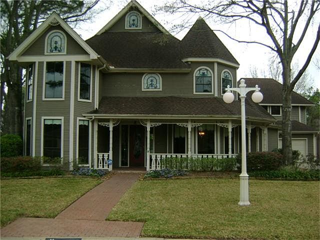 1st image of 24706 Putnam Ct
