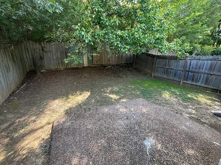1513 Estacada Way — Photo 16