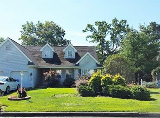 109 Compass Rd, Manahawkin, NJ 08050