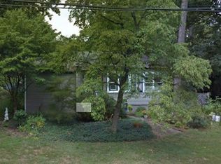 2449 Cherokee Ln, Winston Salem, NC 27103