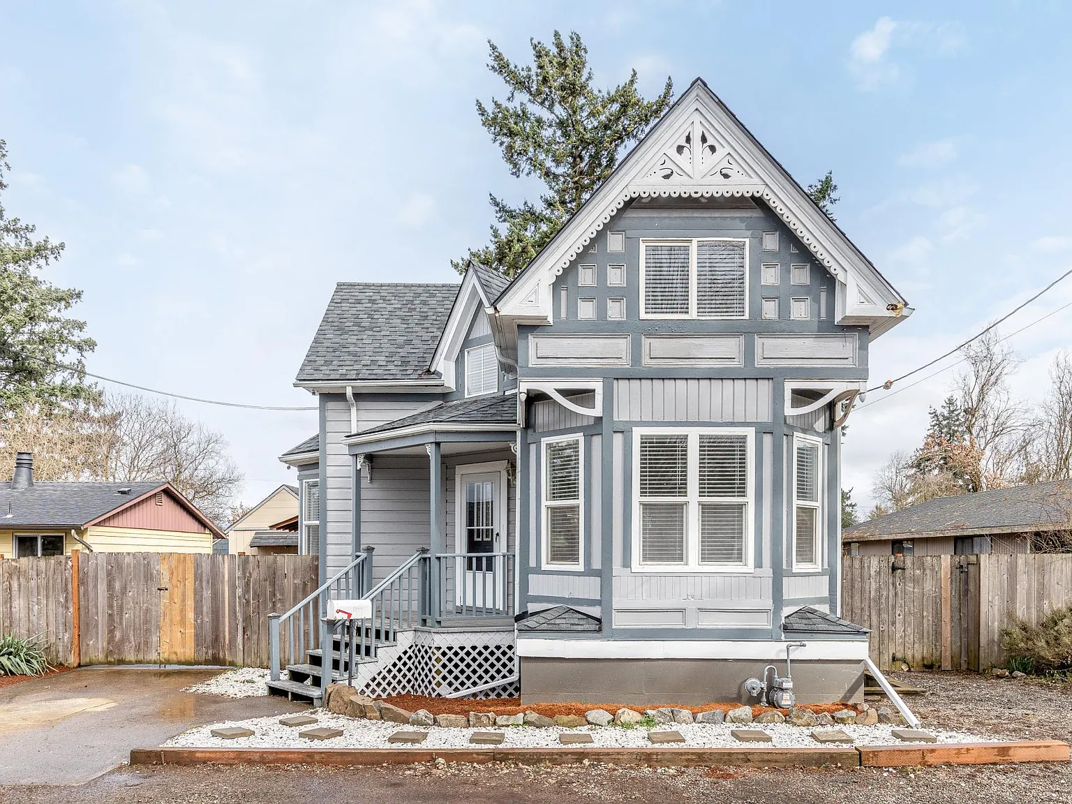 1144 SE 85th Ave — Photo 1