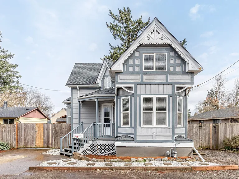 1144 SE 85th Ave — Photo 1
