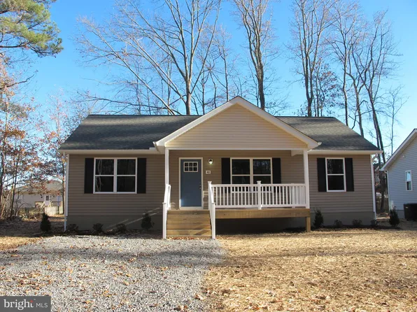 328 Weatherall Dr, Montross, VA 22520