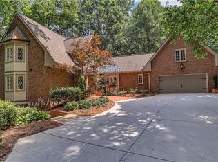1754 Kanawha Dr, Stone Mountain, GA 30087