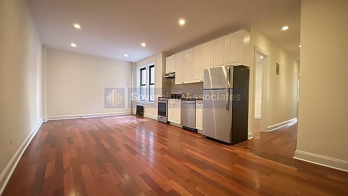 1st image of 30 Cooper St #1H