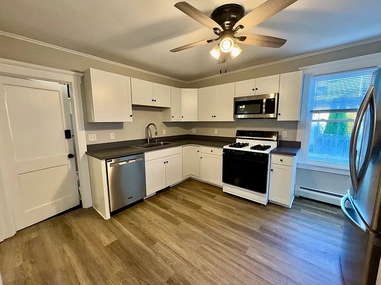 131 Culvert St #2 — Photo 4