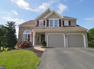 11 Kantner Ln N, Reading, PA 19607