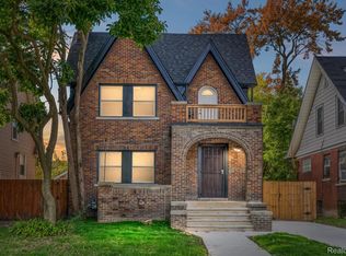 14375 Strathmoor St, Detroit, MI 48227