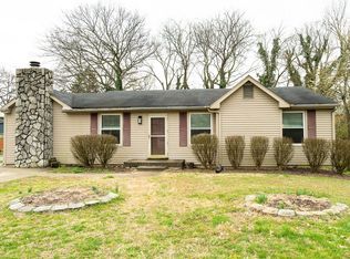 174 Timberlake Dr, Hendersonville, TN 37075