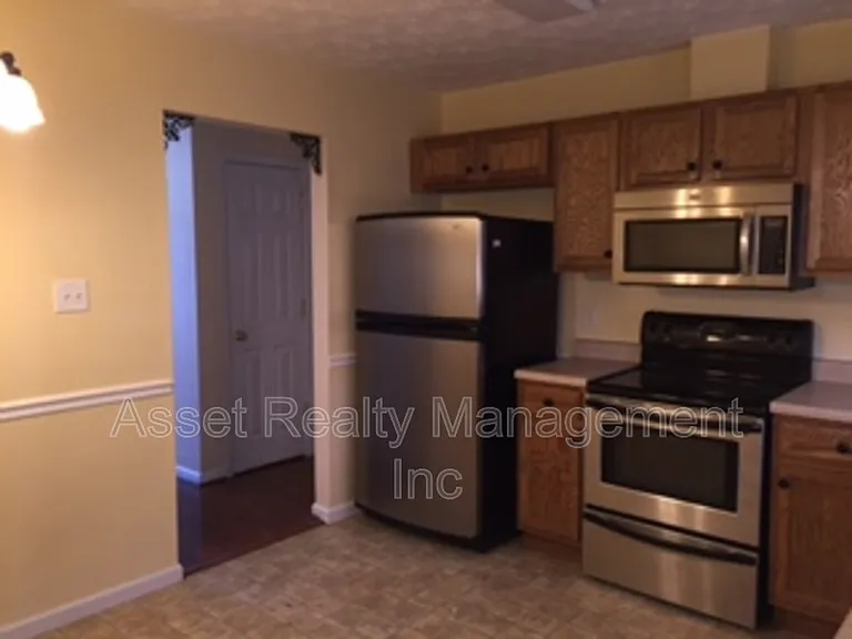 8212 Tangle Grove Ln — Photo 9