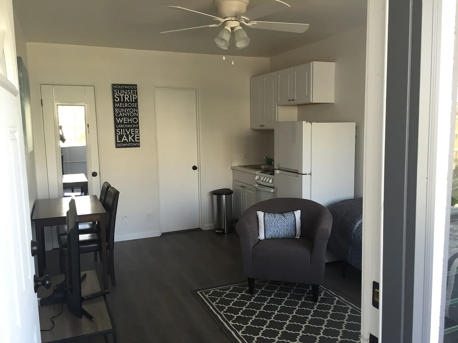 Studio, 250 sqft, $1,600 — Photo 1
