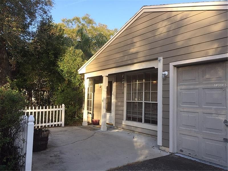 1st image of 3865 Berkshire Ct