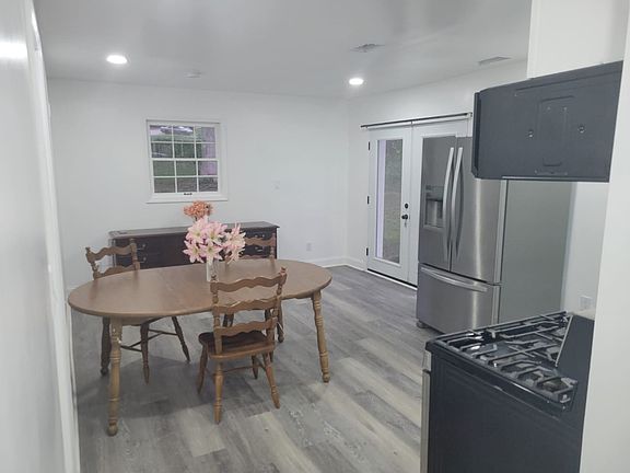 4th image of 2564 Treadway Dr #D