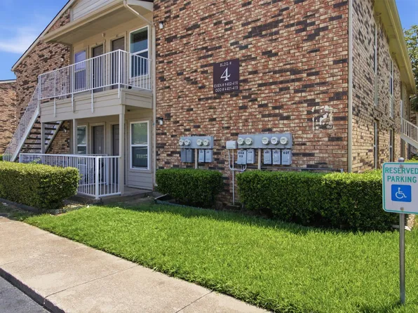 2200 Trinity Mills Rd #402, Carrollton, TX 75006