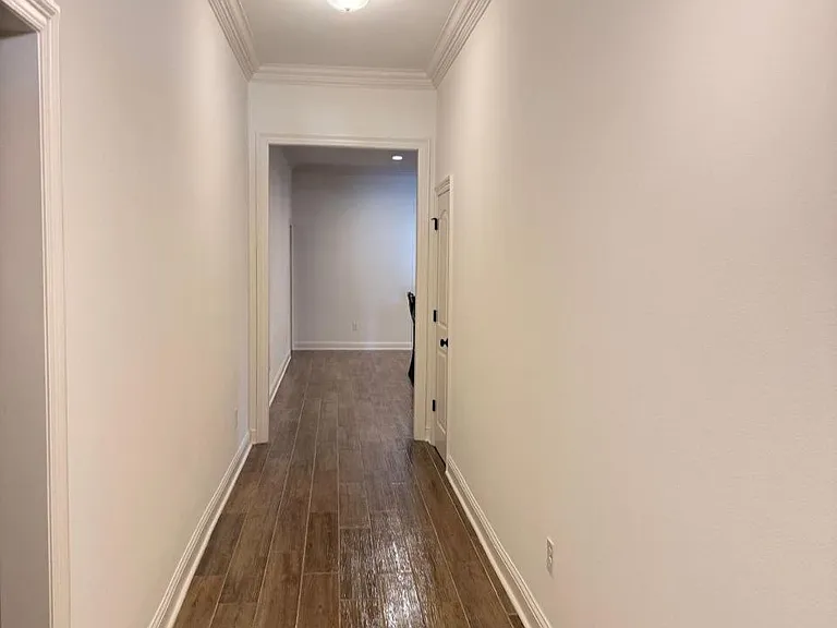 103 Mesquite St — Photo 5