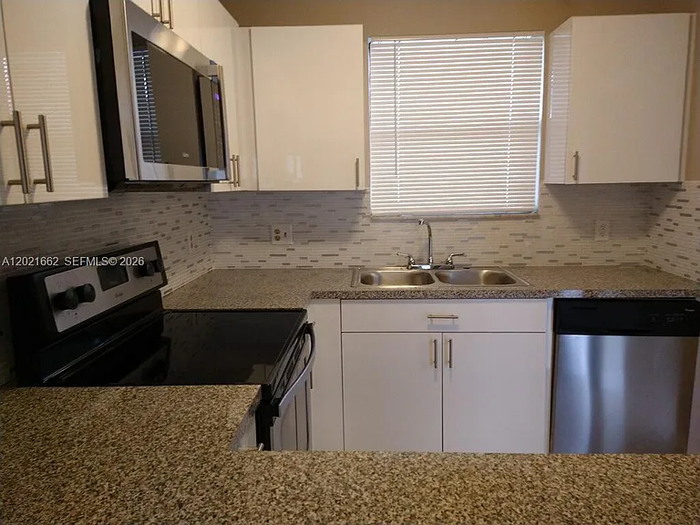 3263 Kirk Rd #2 — Photo 8