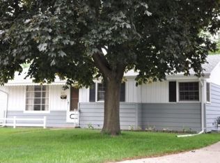 827 S 109th St, Milwaukee, WI 53214