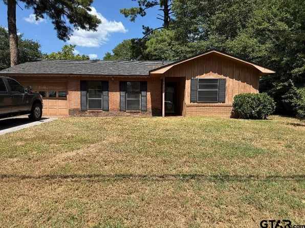 2632 Amy Ln, Tyler, TX 75701